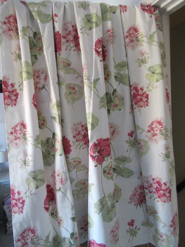 Laura ashley stunning - ashley,