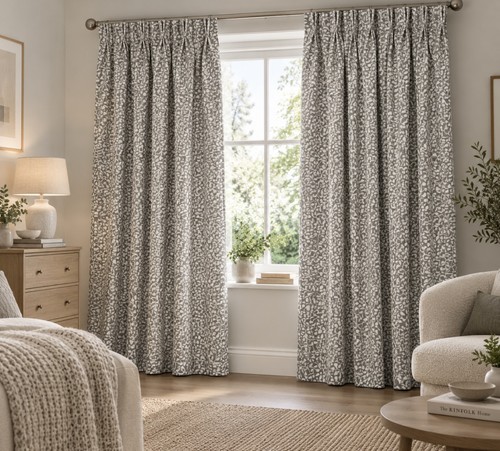 Laura ashley curtains 140 - laura,