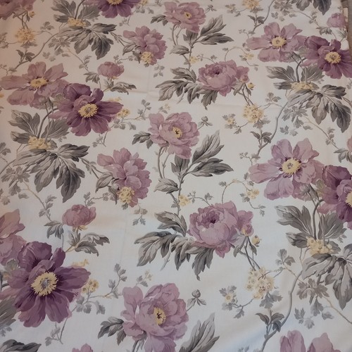 Pair laura ashley - pair,