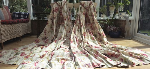 Laura ashley gosford - laura,
